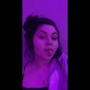 Meet your Posher, Kayce